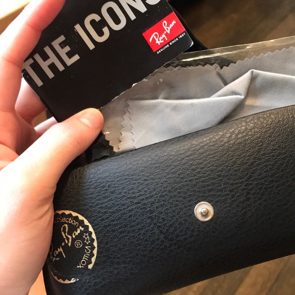 Ray Ban Original Wayfarer Tortoise - Picture 5 of 5